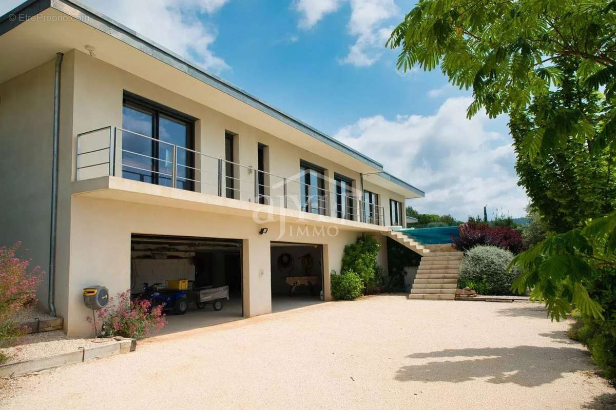 Maison à AIX-EN-PROVENCE