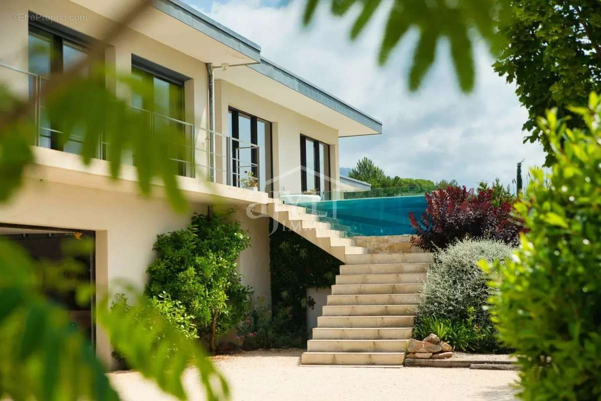 Maison à AIX-EN-PROVENCE