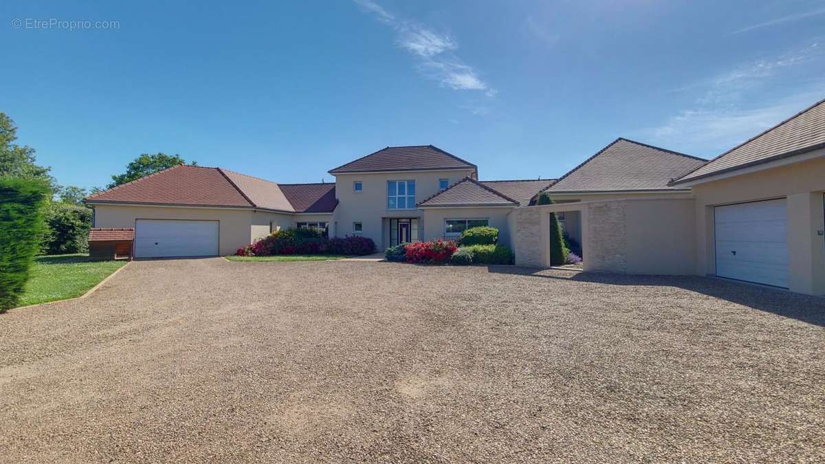 Maison à BEIRE-LE-FORT