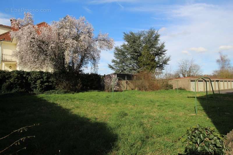 Appartement à BOUZONVILLE