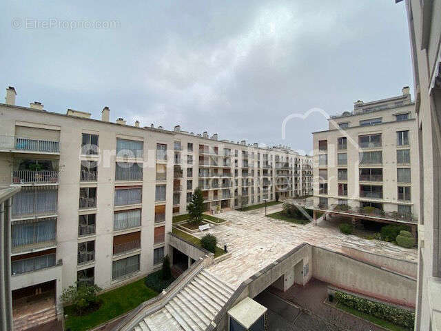 Appartement à VERSAILLES