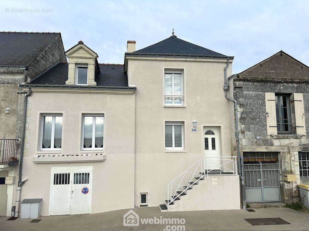 Maison exposée Sud en bord de Loire. - Maison à BRION