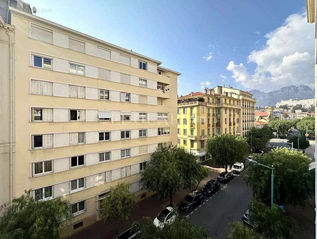 Appartement à MENTON