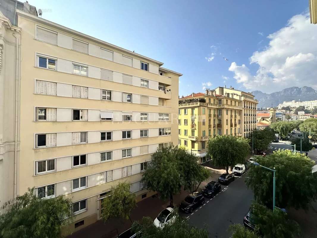 Appartement à MENTON