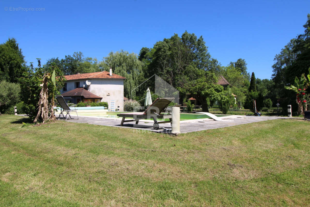 Maison à TOCANE-SAINT-APRE