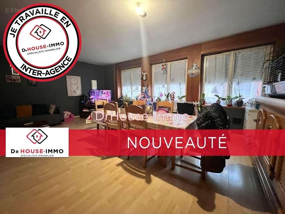 Appartement à QUIEVRECHAIN