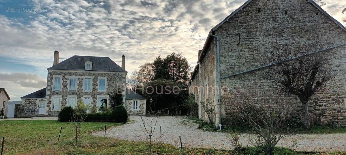 Maison à AUNAY-SUR-ODON