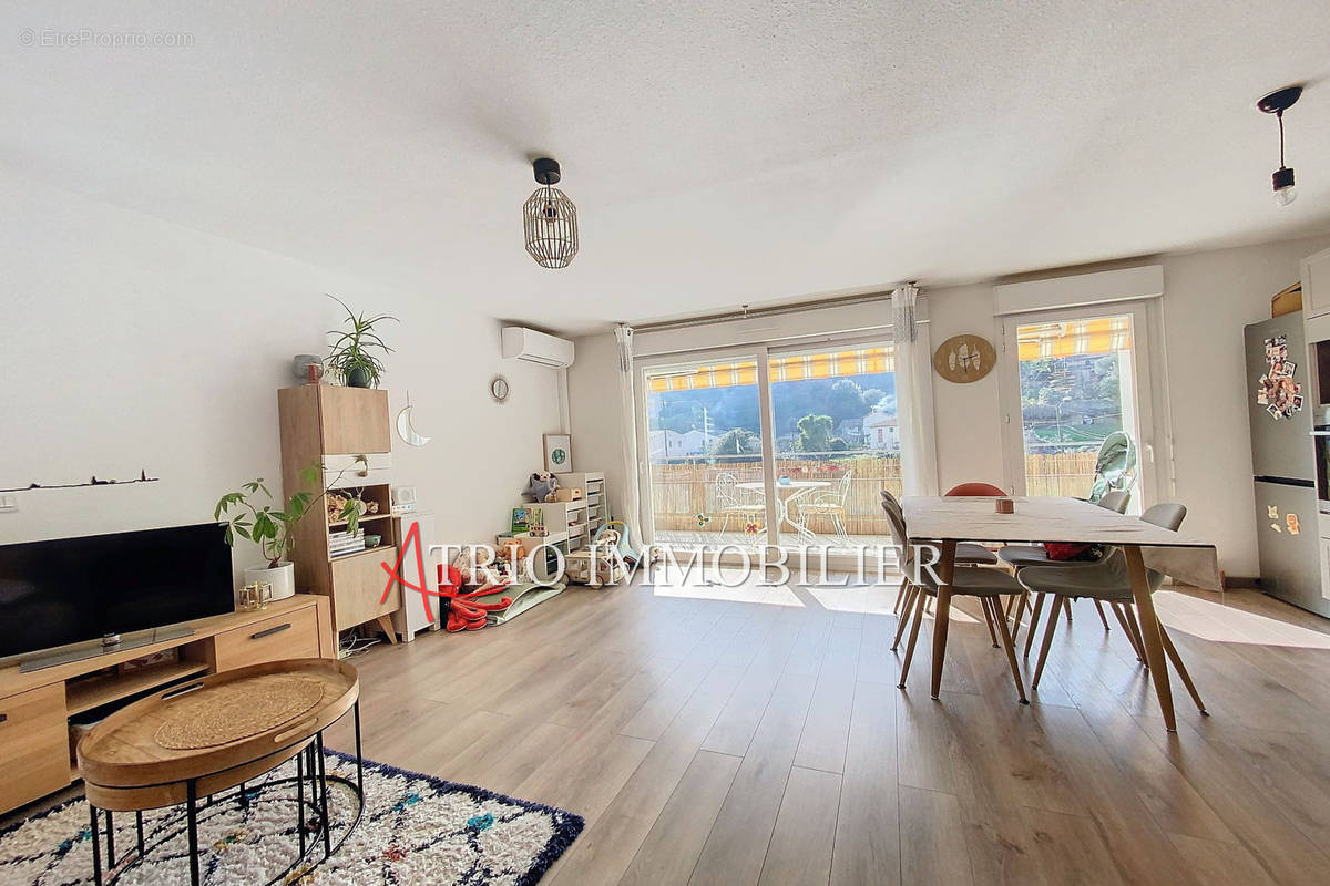 Appartement à CAGNES-SUR-MER