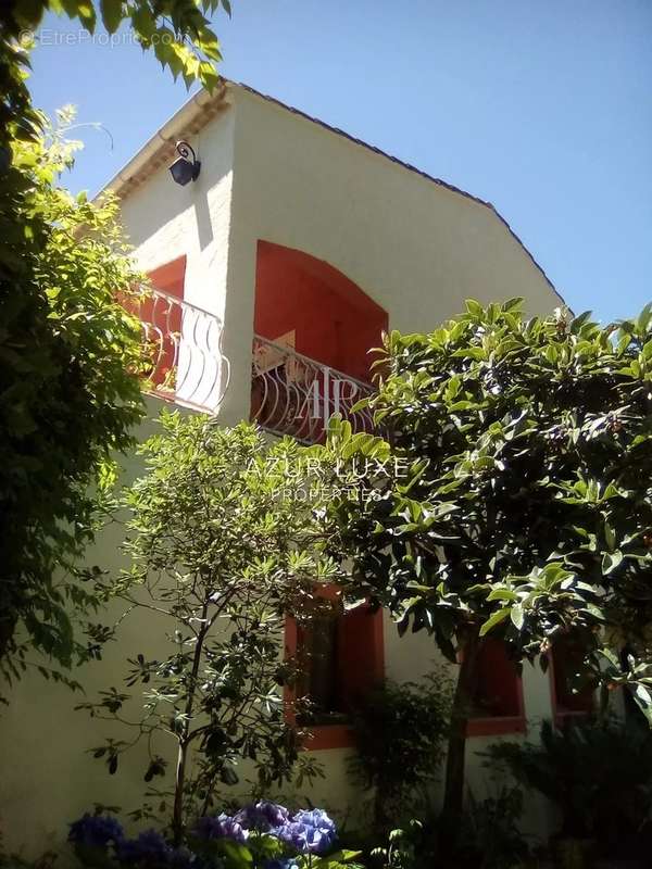 Maison à CAGNES-SUR-MER