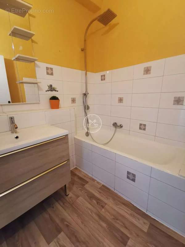 Appartement à FREJUS