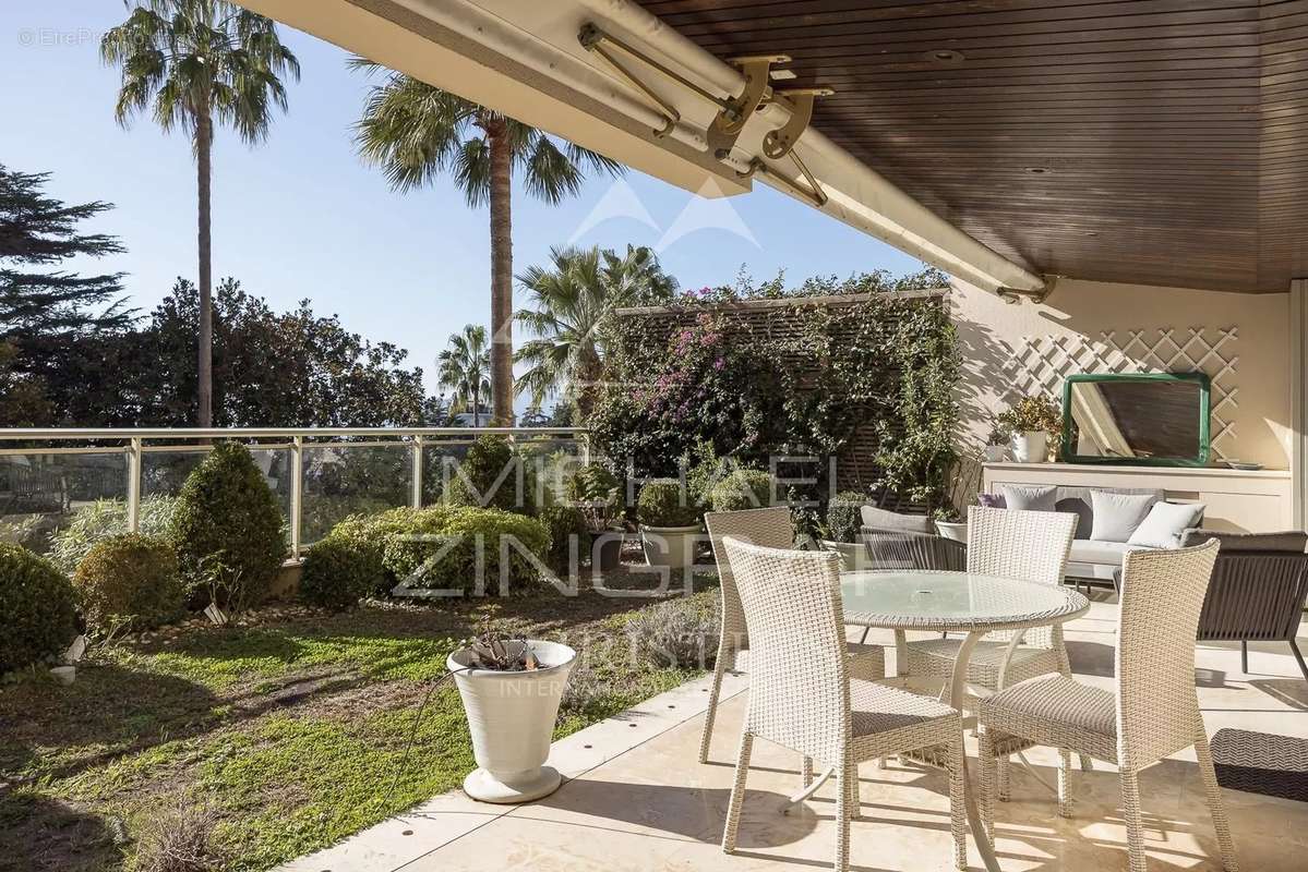 Appartement à CANNES