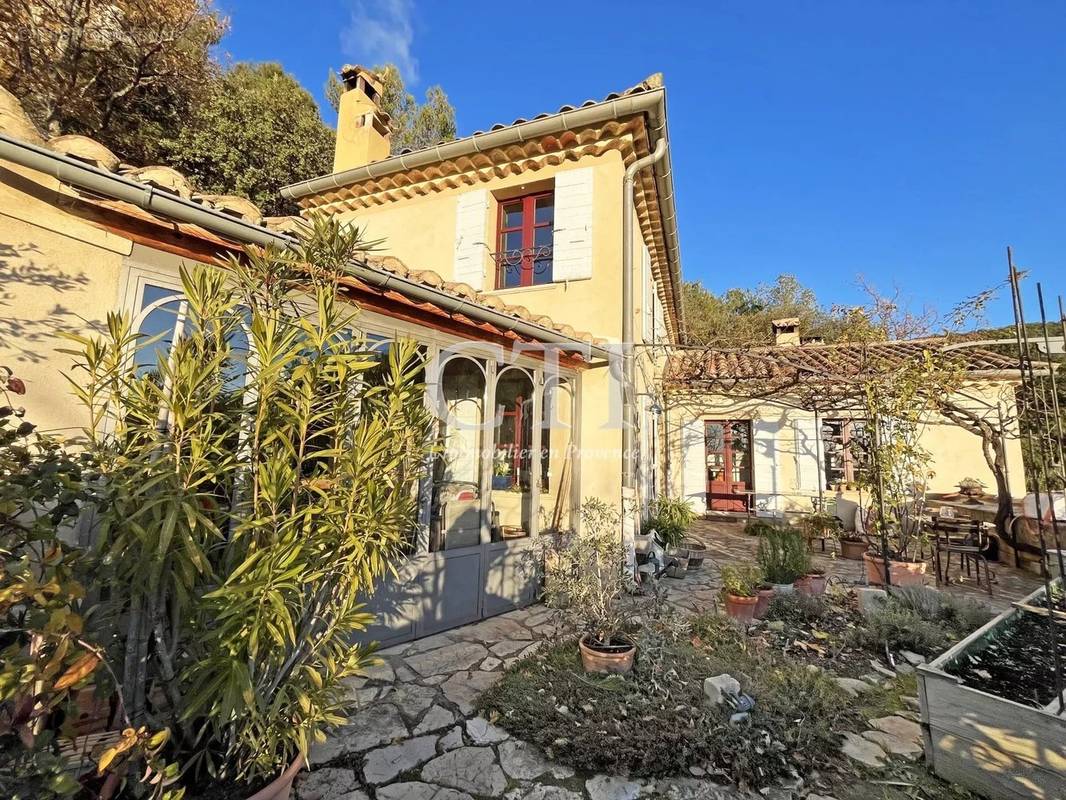 Maison à VAISON-LA-ROMAINE