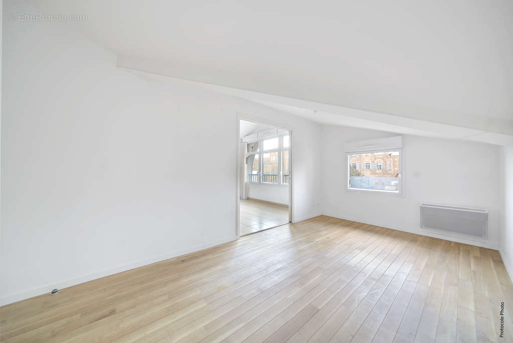   - Appartement à TOULOUSE