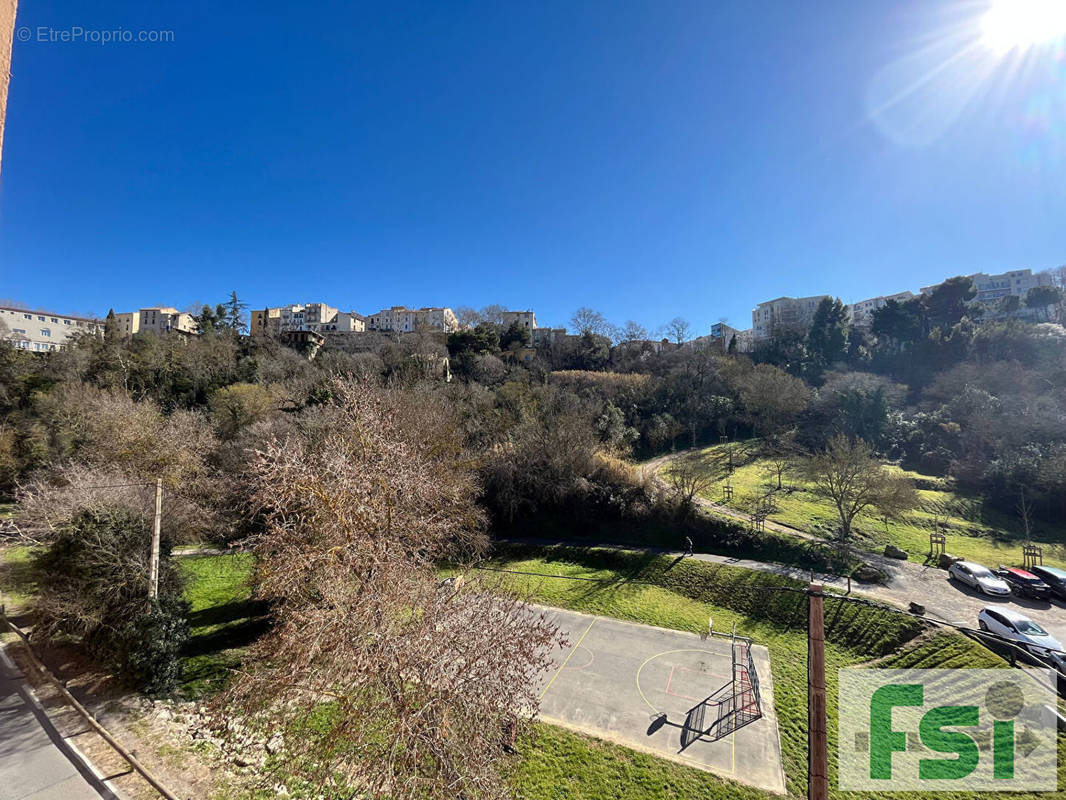 Appartement à BEZIERS