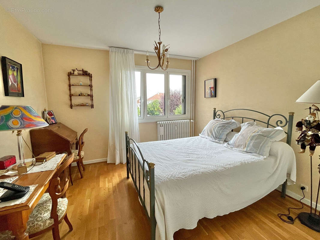 Appartement à BOURGOIN-JALLIEU