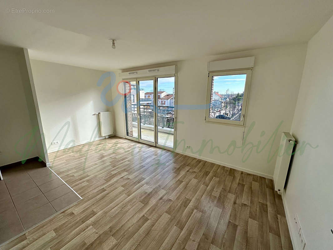 Appartement à ROSNY-SUR-SEINE