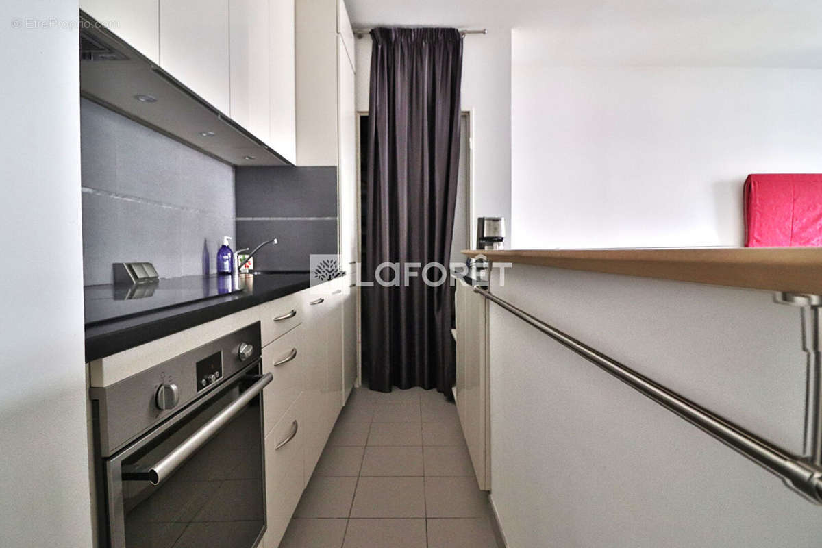 Appartement à MARSEILLE-2E