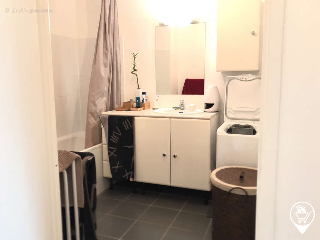 Appartement à MARSEILLE-12E