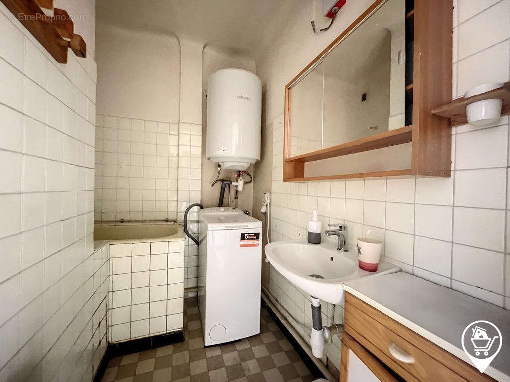 Appartement à MARSEILLE-9E