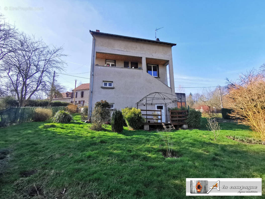 Maison à SAINT-ELOY-LES-MINES