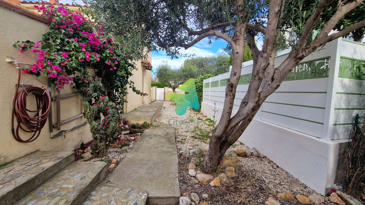 Maison à CANET-EN-ROUSSILLON