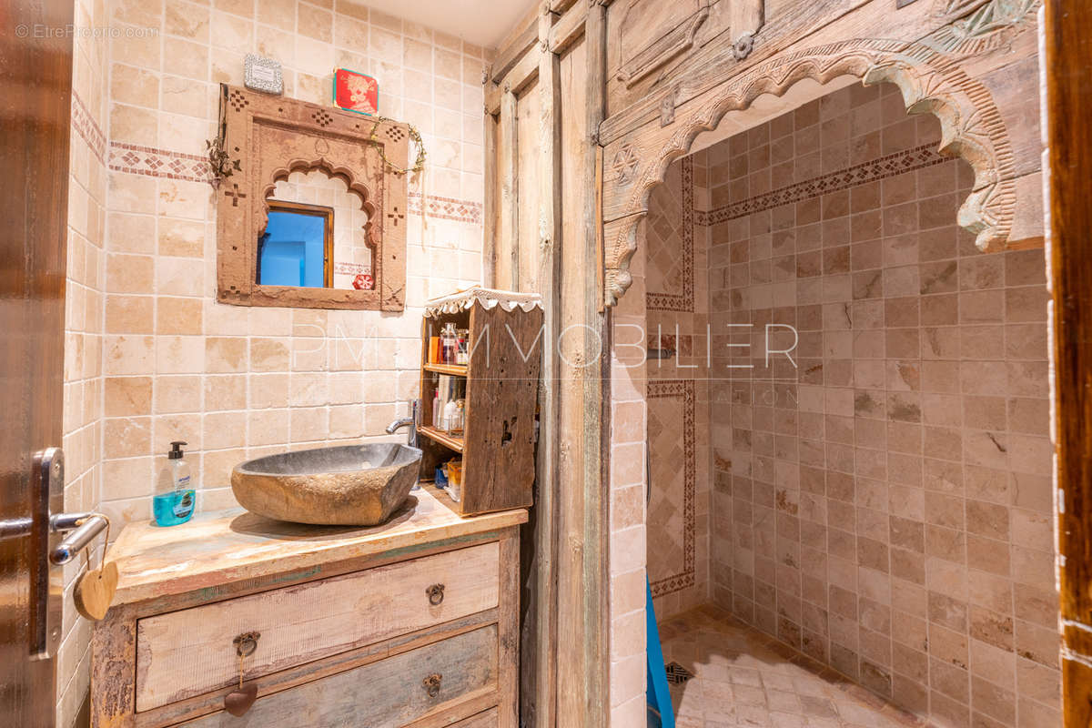 Appartement à MARSEILLE-13E