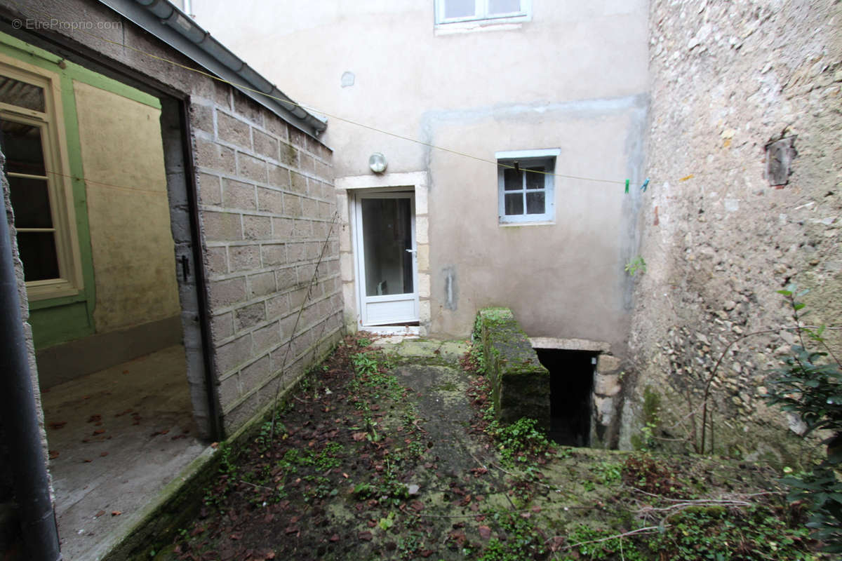 Maison à POUILLY-SUR-LOIRE