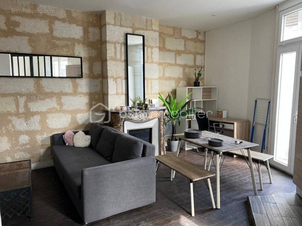 Appartement à BORDEAUX