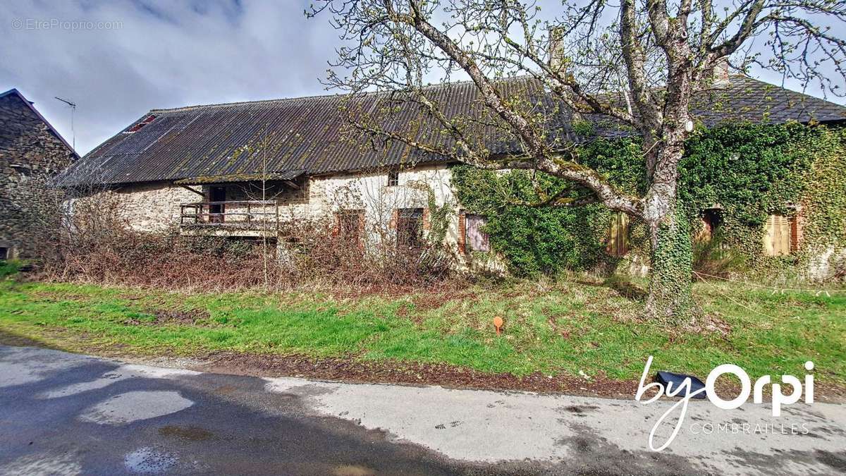 Maison à CONDAT-EN-COMBRAILLE