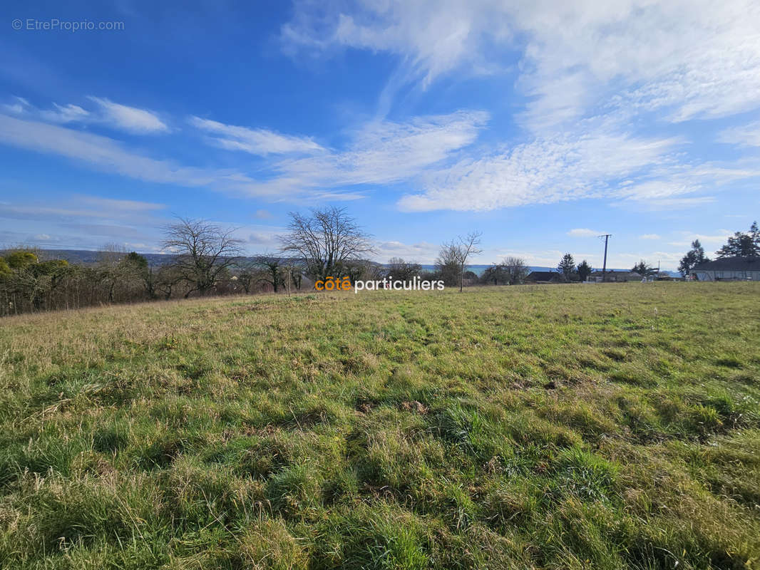 Terrain à ETIGNY