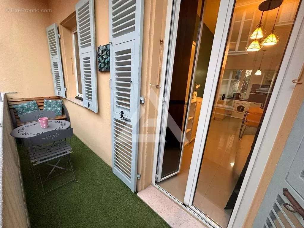 Appartement à BEAUSOLEIL