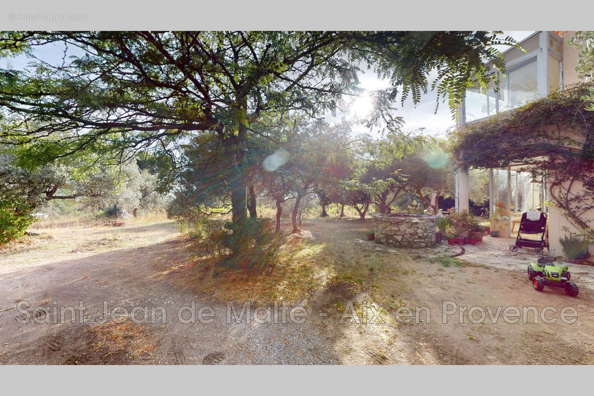 Maison à AIX-EN-PROVENCE