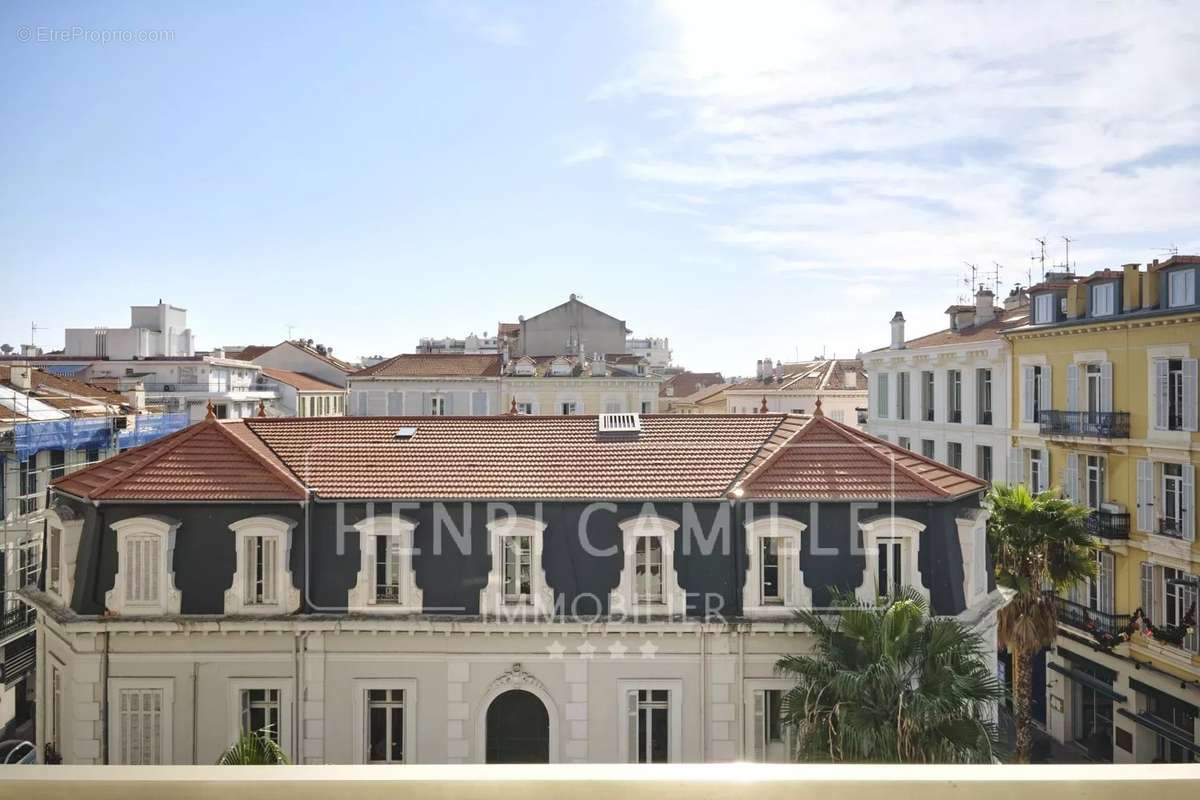 Appartement à CANNES