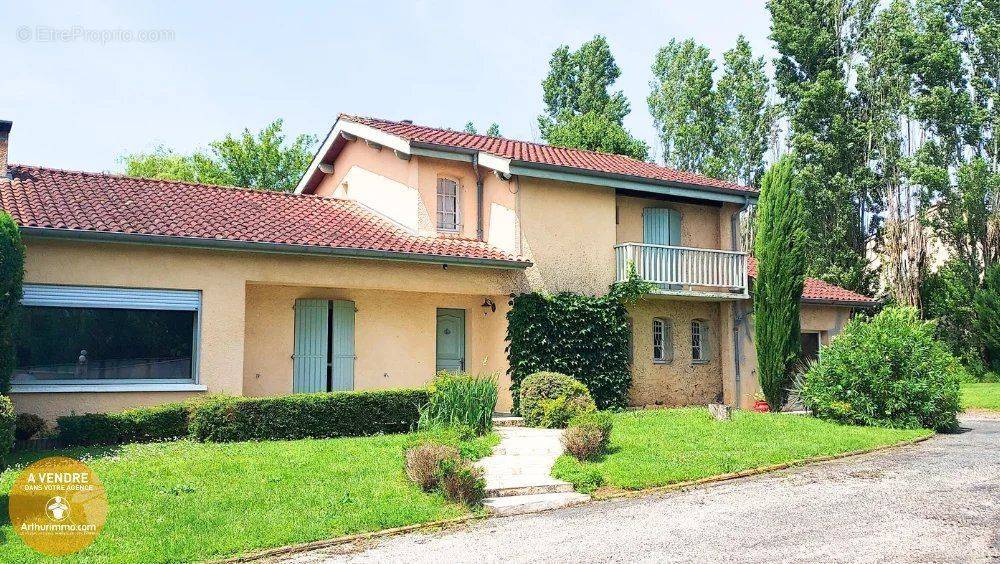 Maison à CASTRES