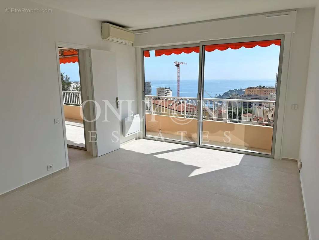 Appartement à BEAUSOLEIL