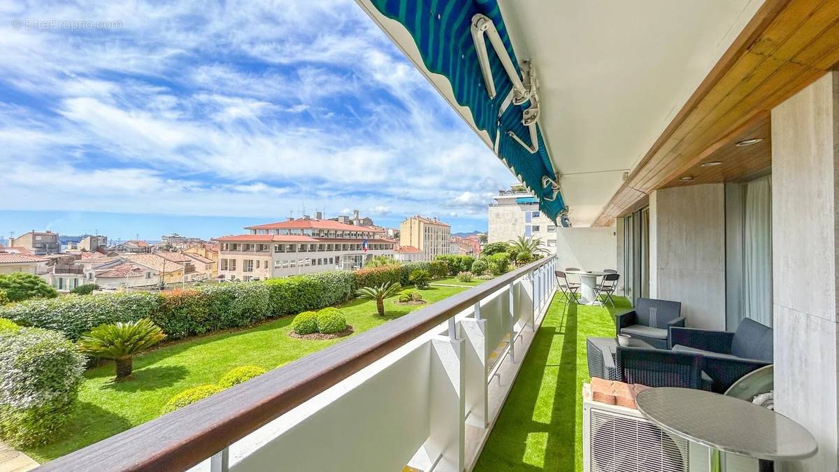 Appartement à CANNES