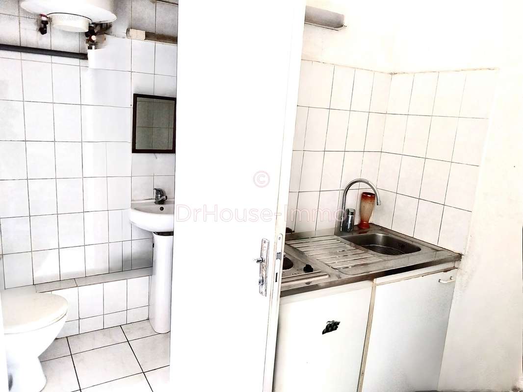 Appartement à MARSEILLE-5E