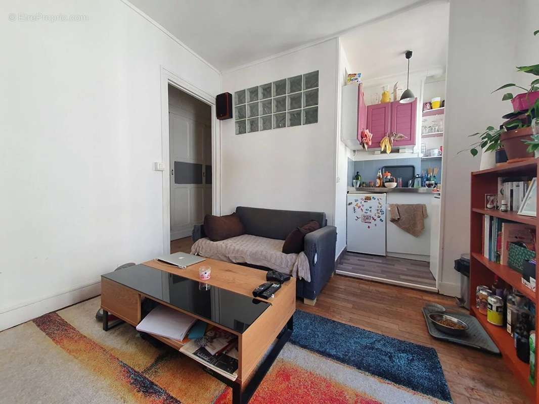 Appartement à PARIS-18E