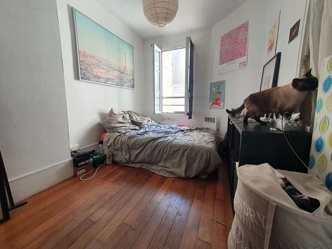 Appartement à PARIS-18E