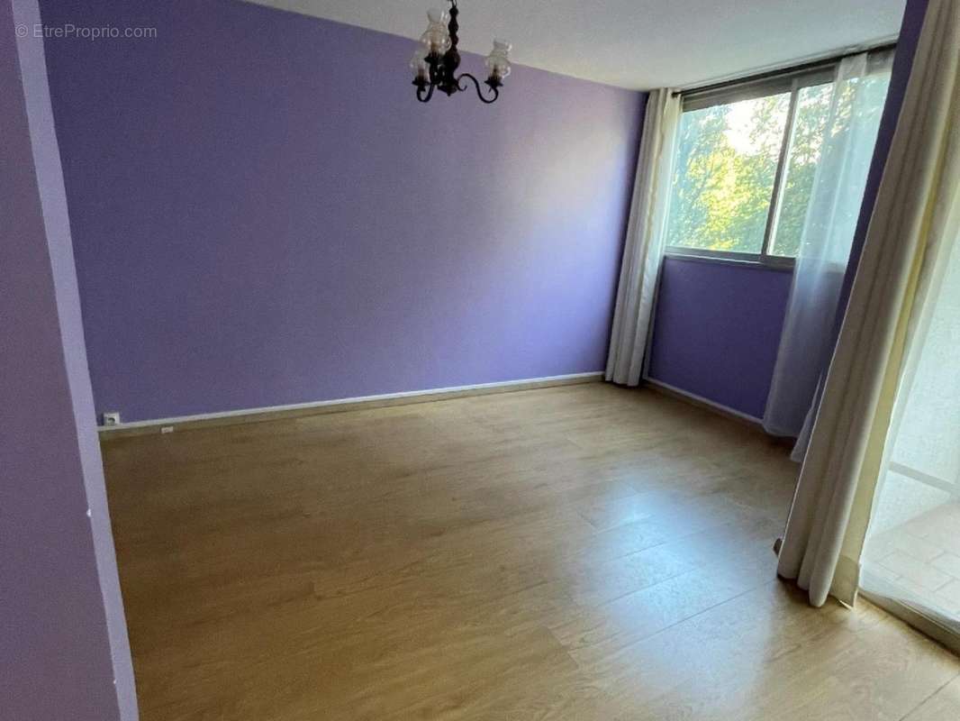 Appartement à SAVIGNY-SUR-ORGE