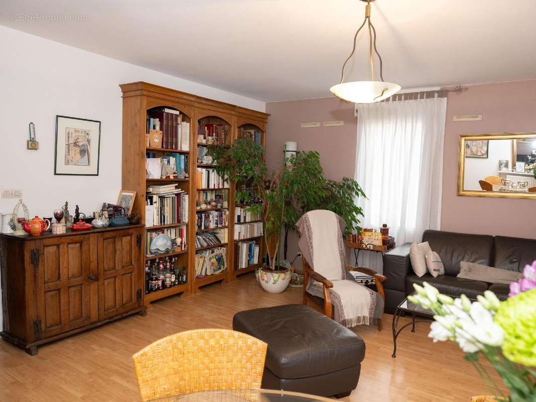 Appartement à SAVIGNY-SUR-ORGE