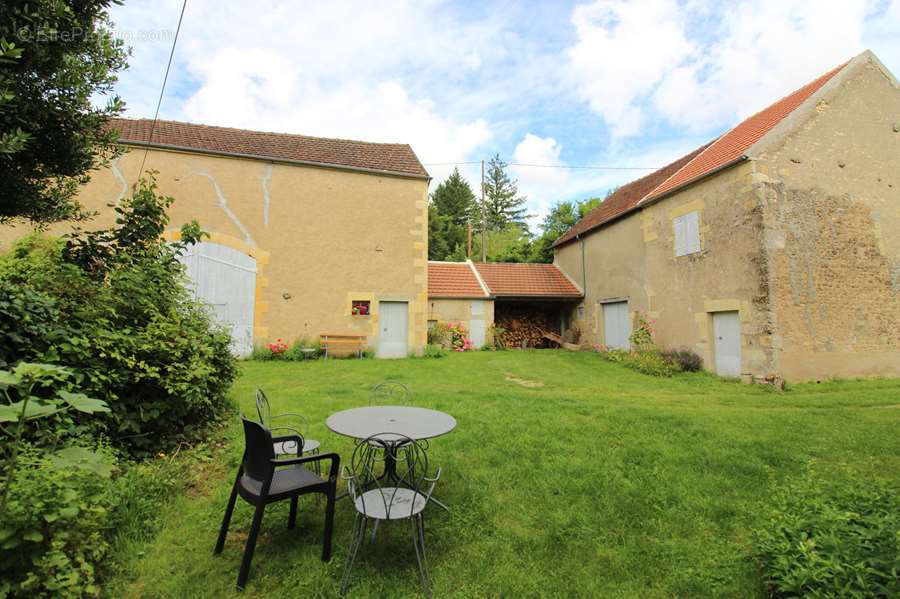 Maison à CORBIGNY