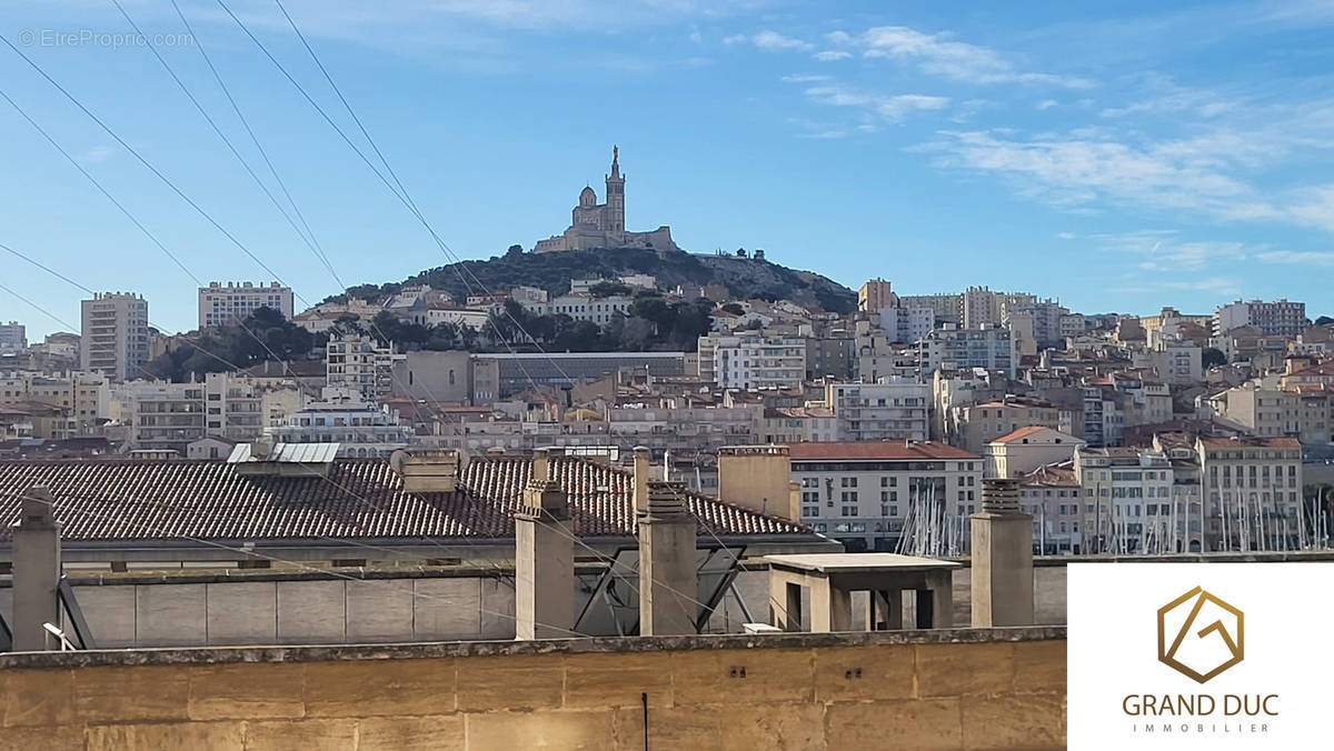 Appartement à MARSEILLE-2E