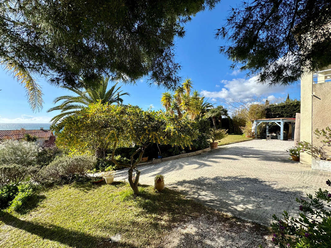 Maison à SANARY-SUR-MER