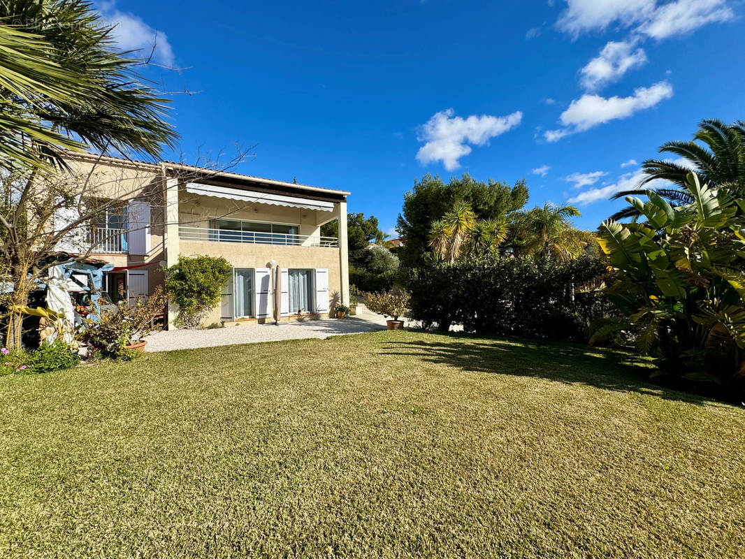 Maison à SANARY-SUR-MER