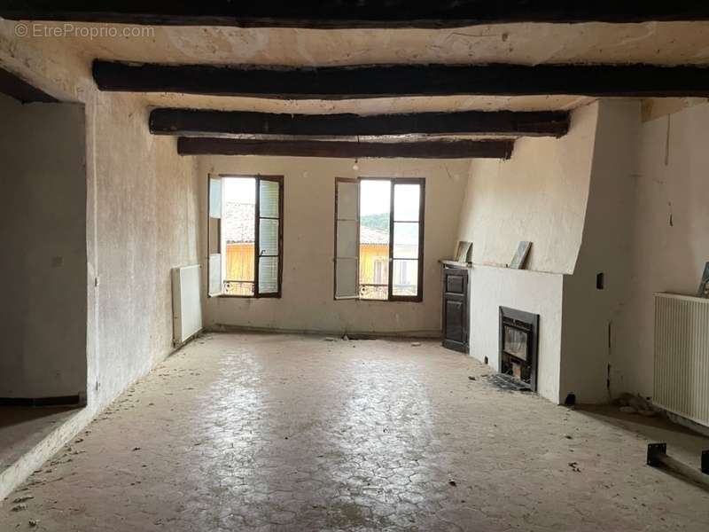 Appartement à MOUSTIERS-SAINTE-MARIE