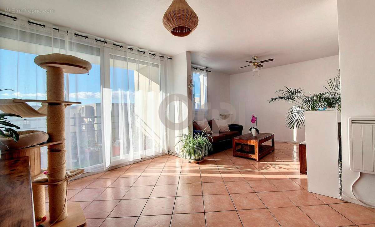 Appartement à FREJUS