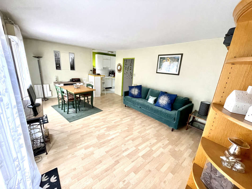 Appartement à LIVRY-GARGAN