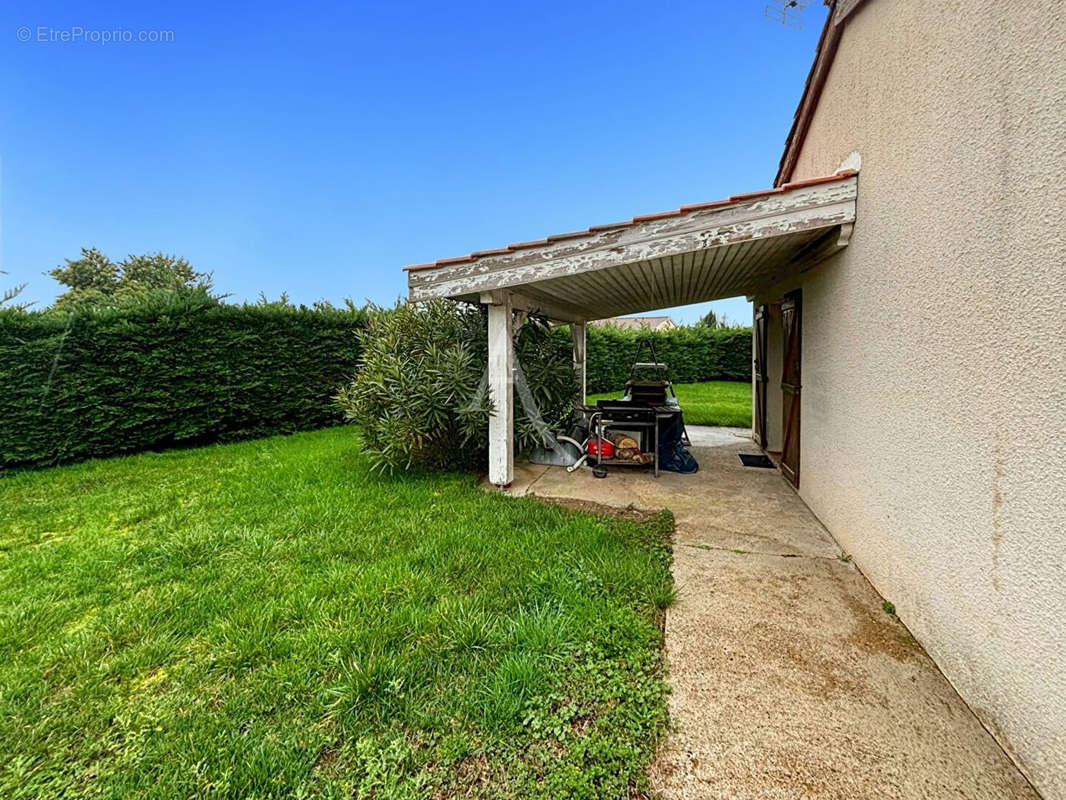 Maison à CASTELNAUD-DE-GRATECAMBE