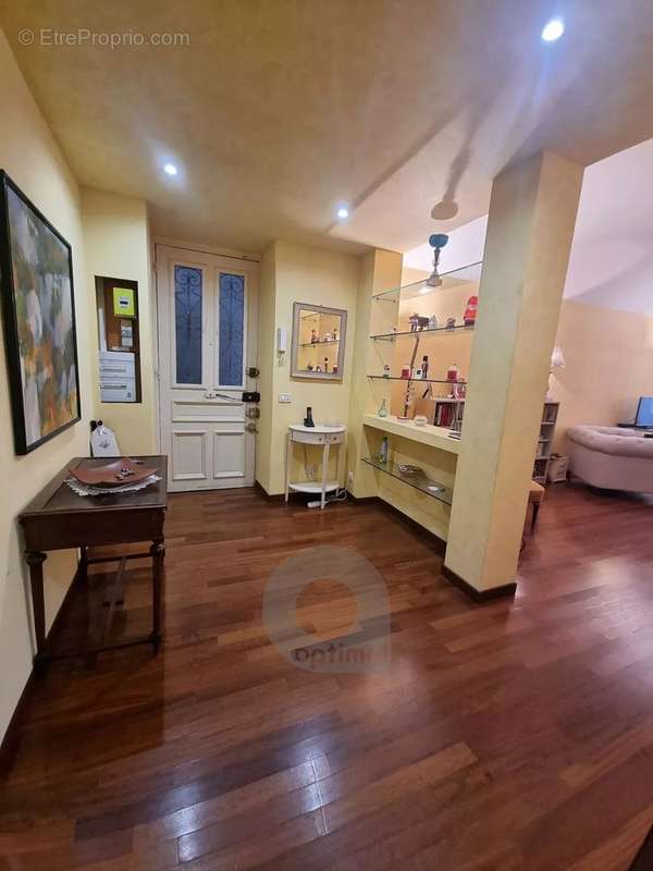 Appartement à MENTON